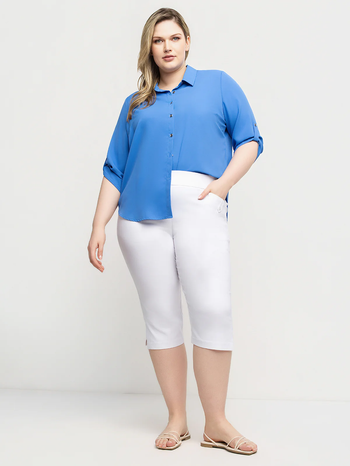 Blouse à manches 3/4 avec boutons - Image 10