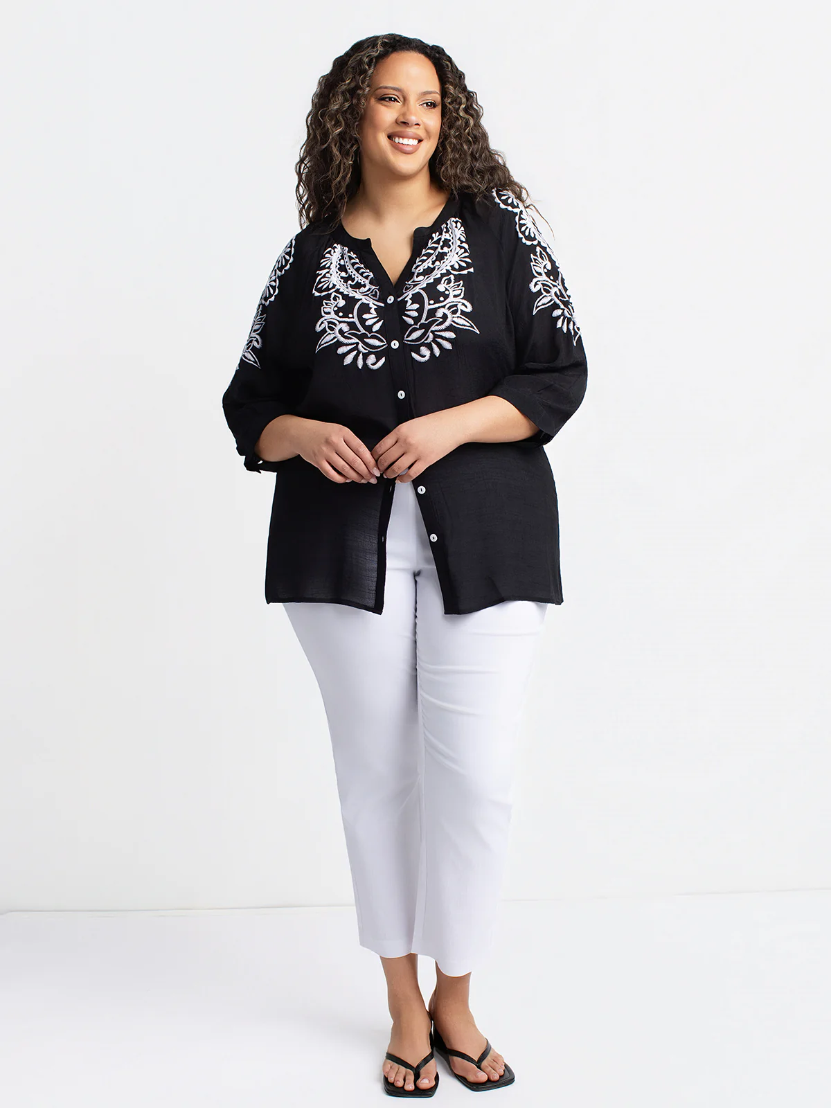 Blouse à manches 3/4 avec boutons - Image 3