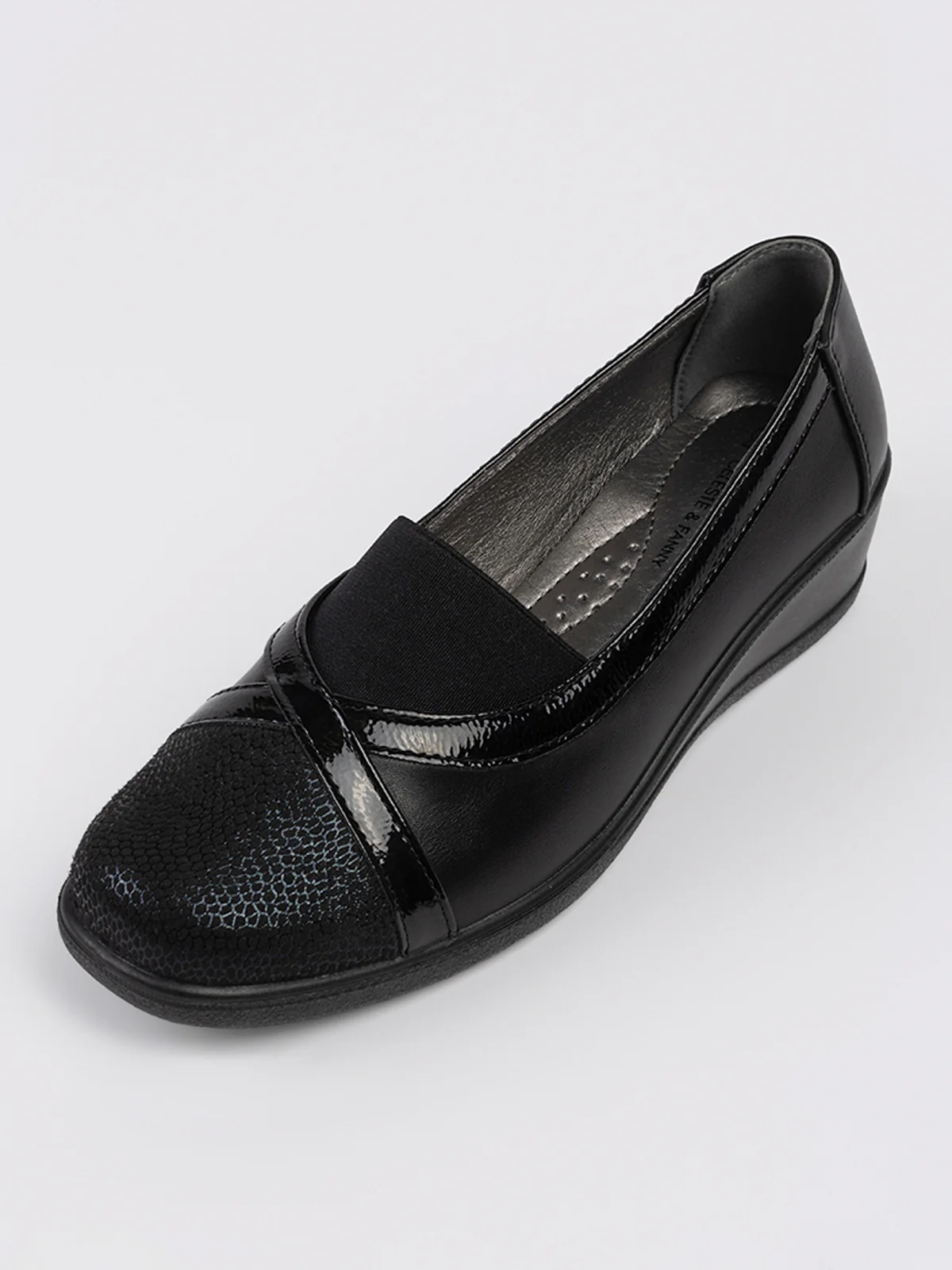 Chaussures à talons compensés - Image 4