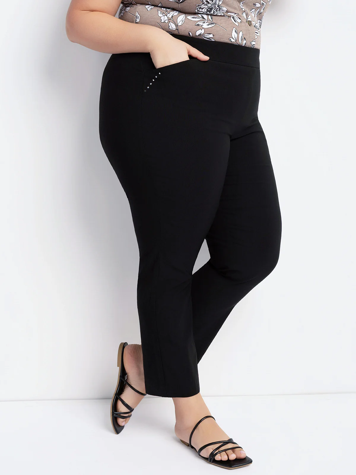 Pantalon droit à enfiler - Image 14