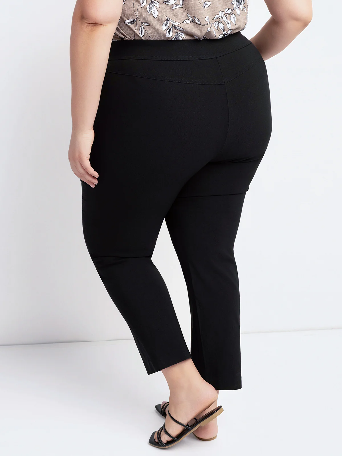 Pantalon droit à enfiler - Image 15