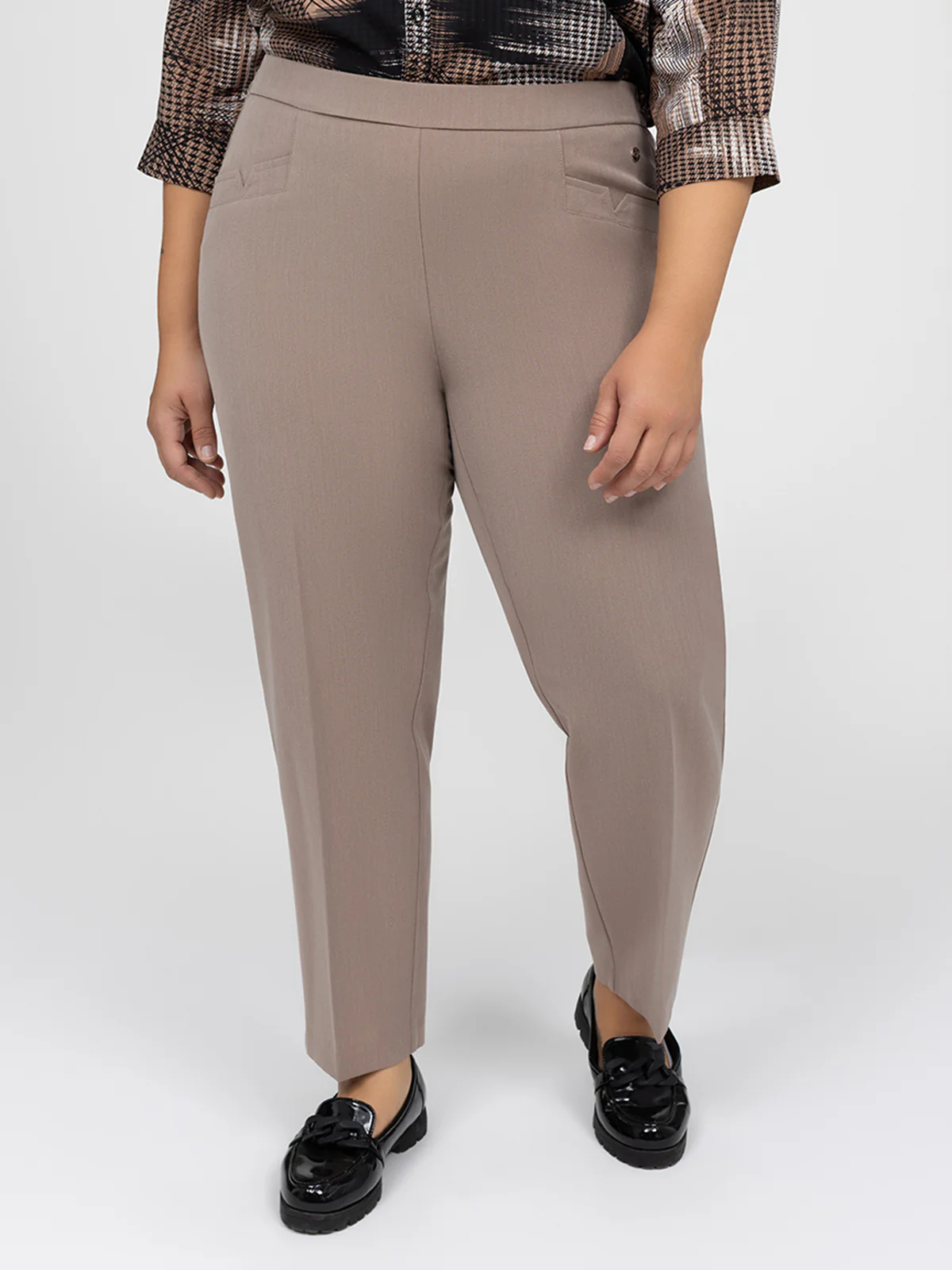 Pantalon habillé droit à enfiler - Petite - Image 10