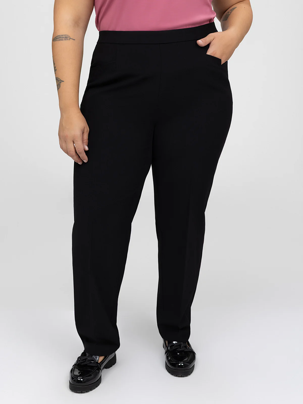 Pantalon habillé droit semi-ajusté à enfiler - Image 2