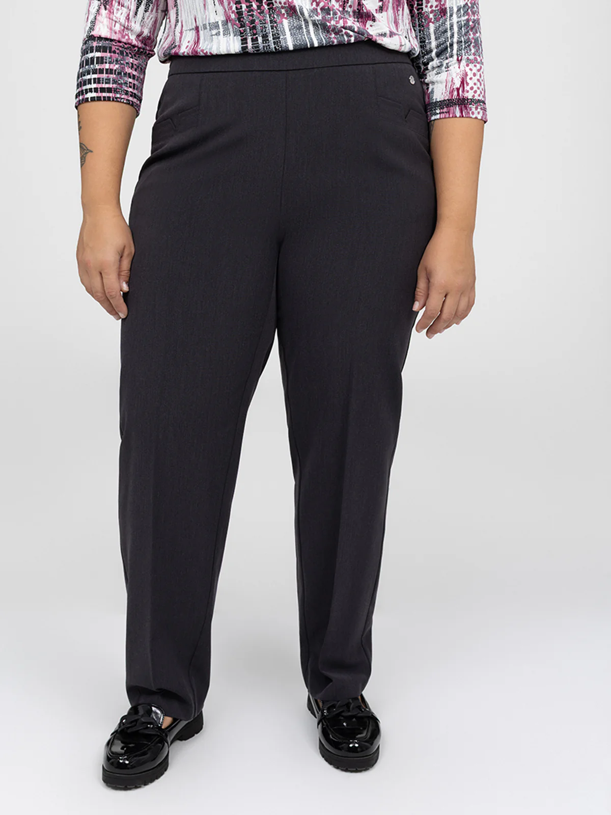 Pantalon habillé droit semi-ajusté à enfiler - Image 6