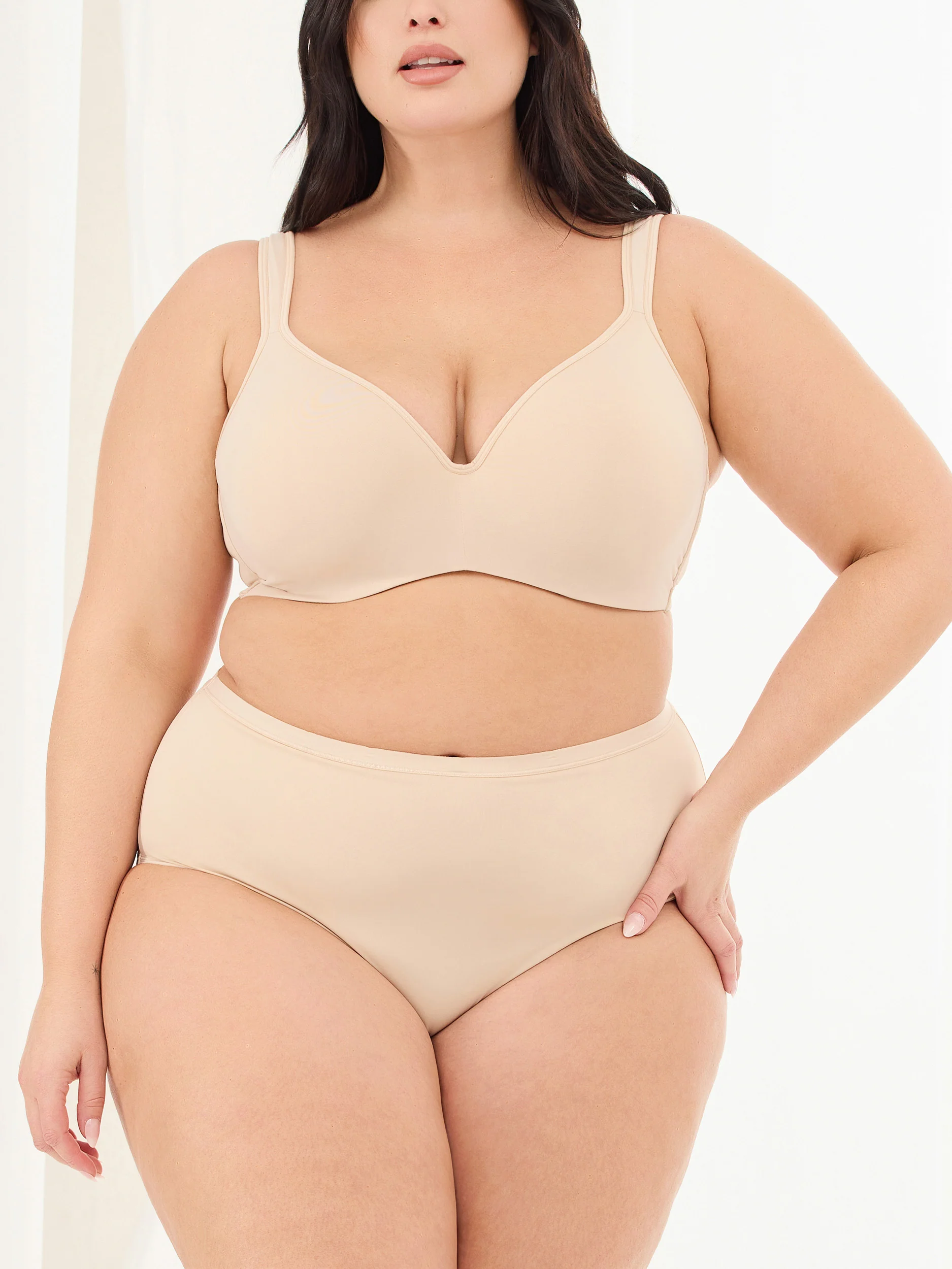Soutien-gorge à bonnets moulés avec armatures - Désir - Image 8